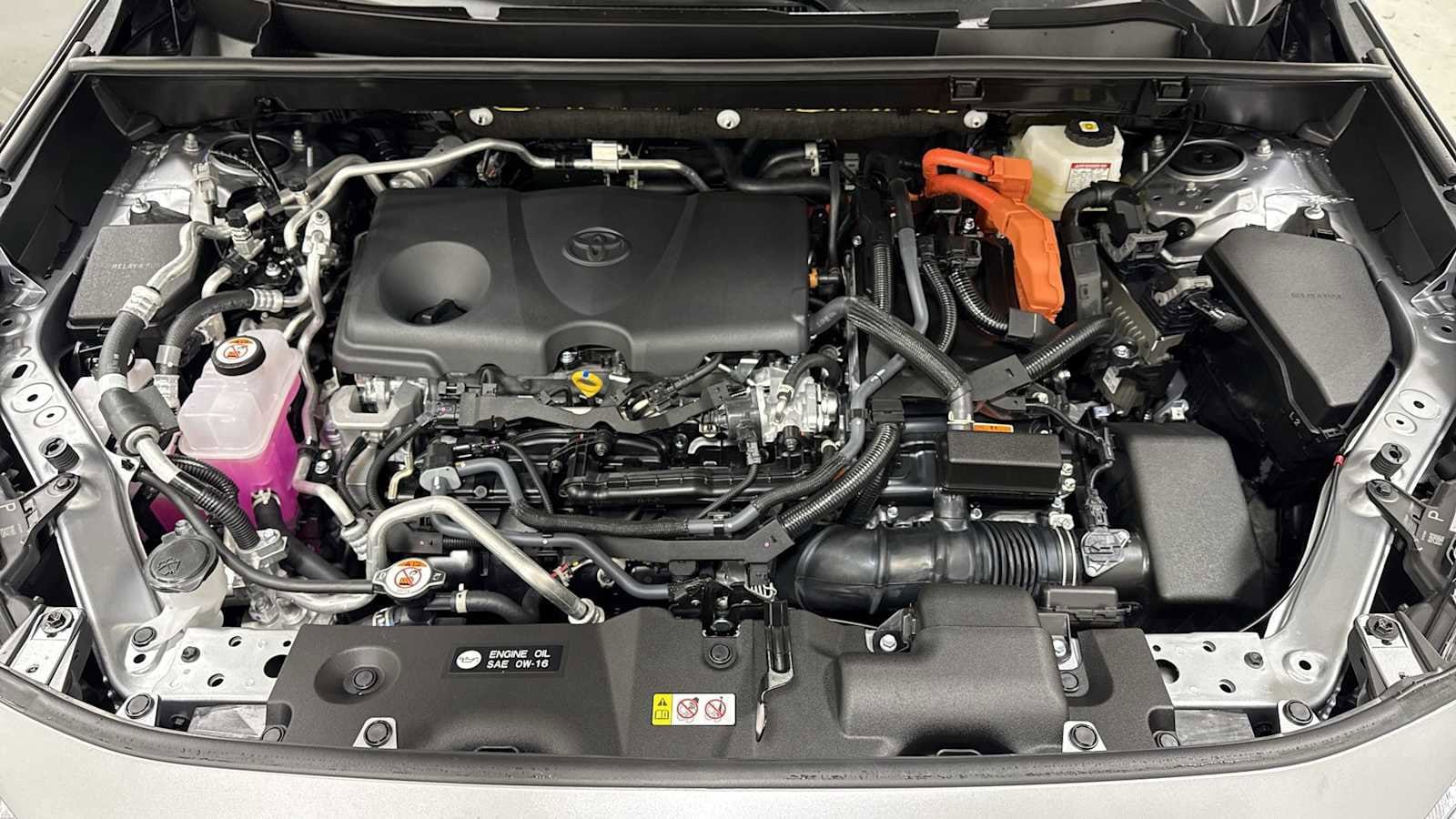 Thumbnail: 2025 Toyota RAV4 - 31