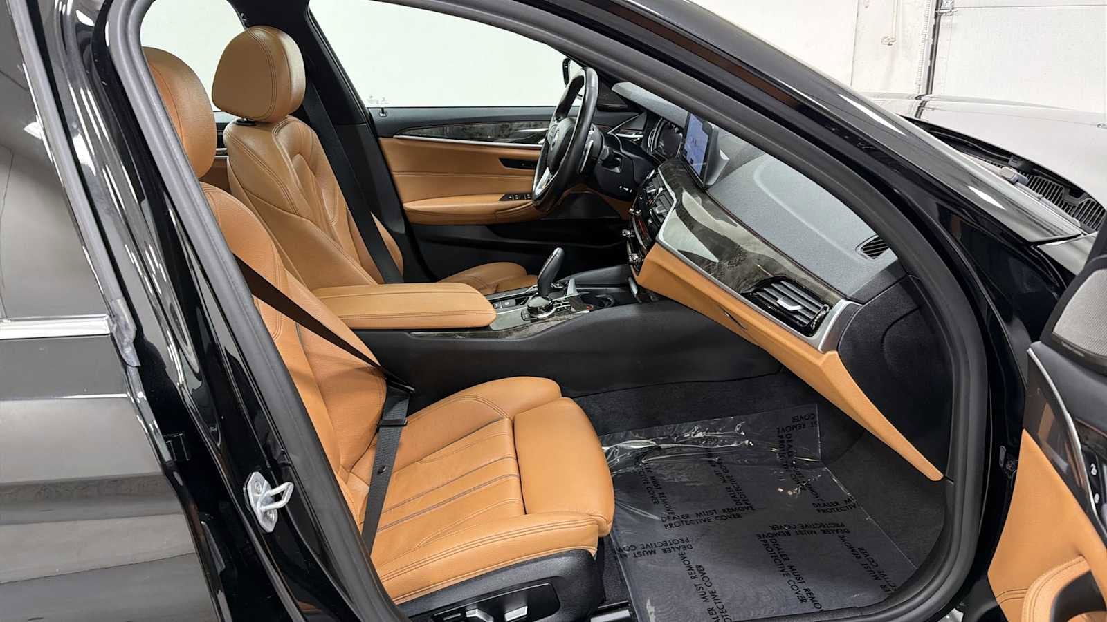 Thumbnail: 2018 BMW 5 Series - 30