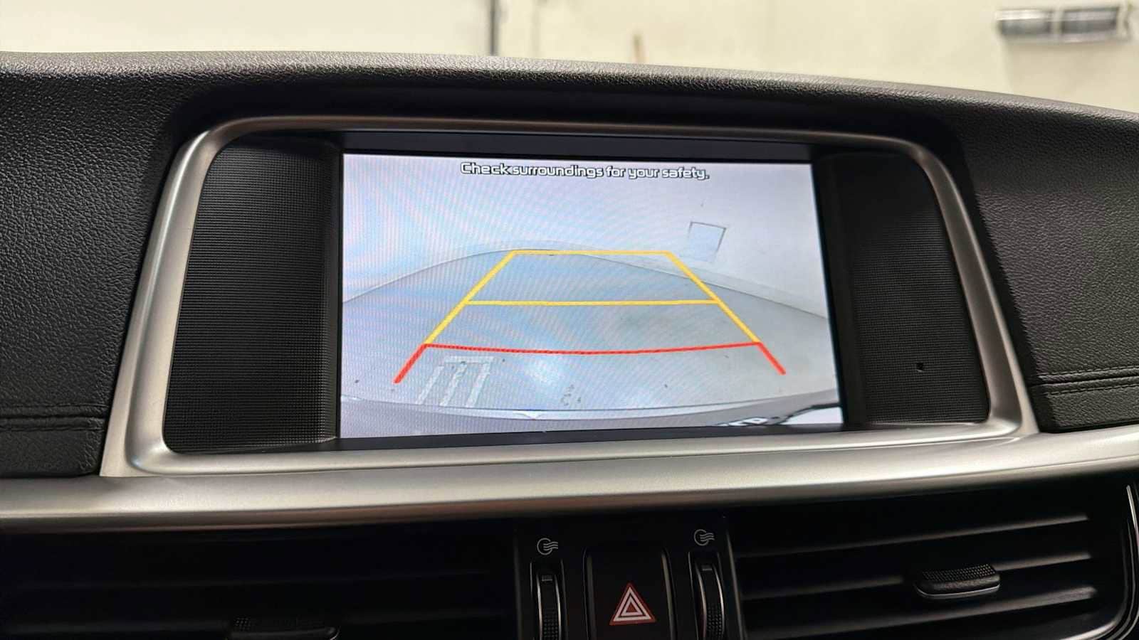 Thumbnail: 2019 Kia Optima - 19