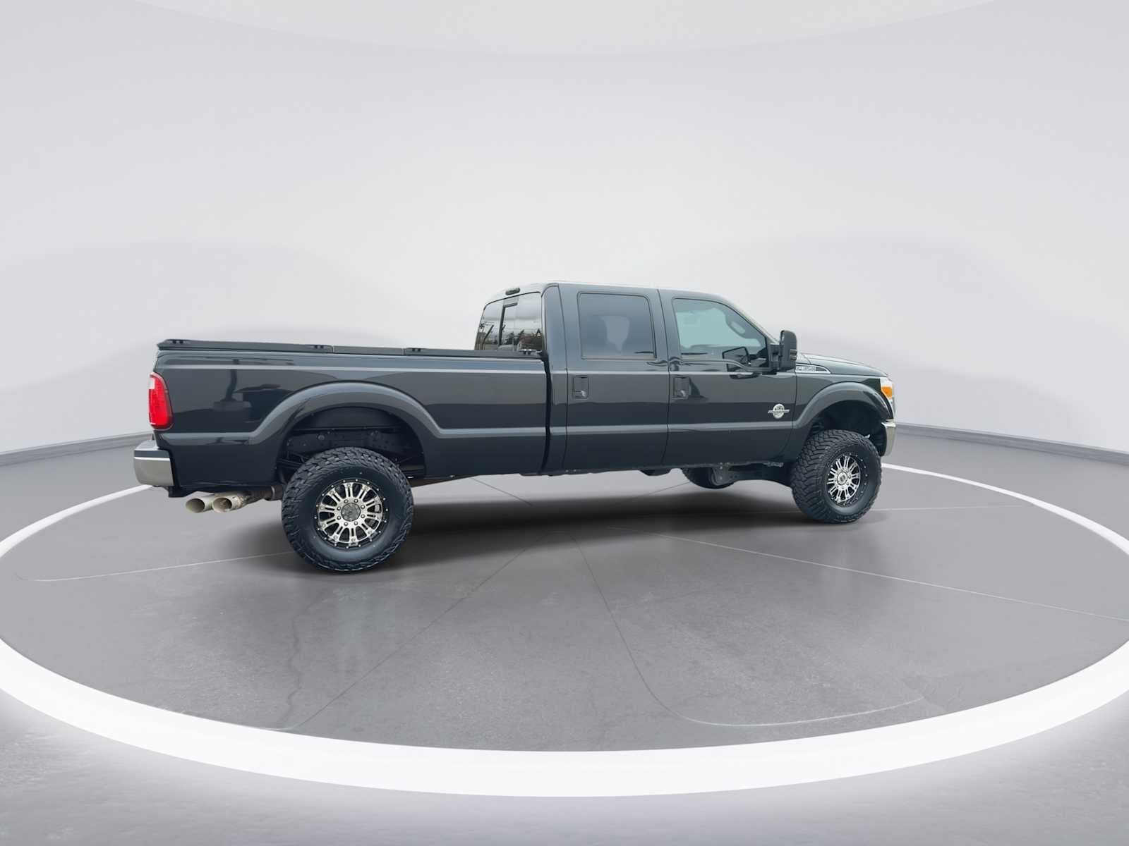 Thumbnail: 2015 Ford F-350 - 8