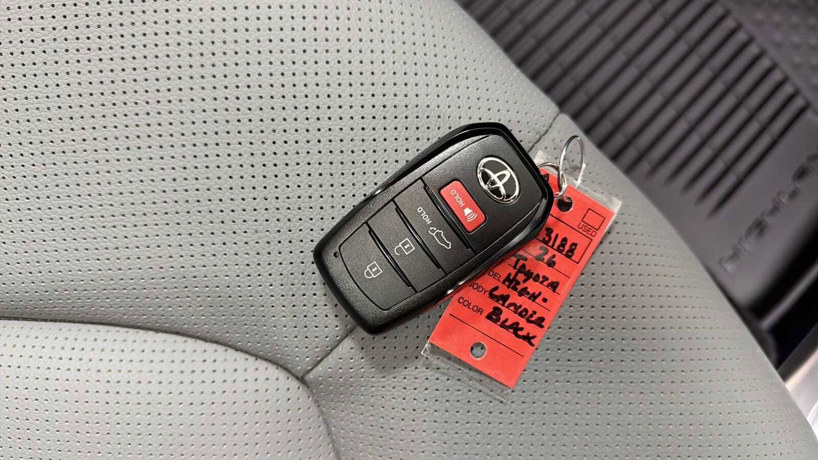 Thumbnail: 2026 Toyota Highlander - 33