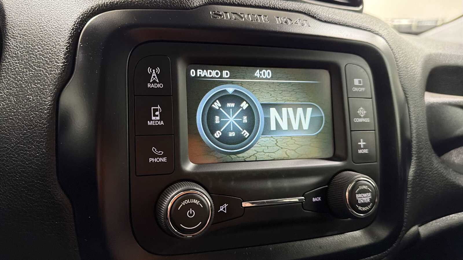 Thumbnail: 2015 Jeep Renegade - 19