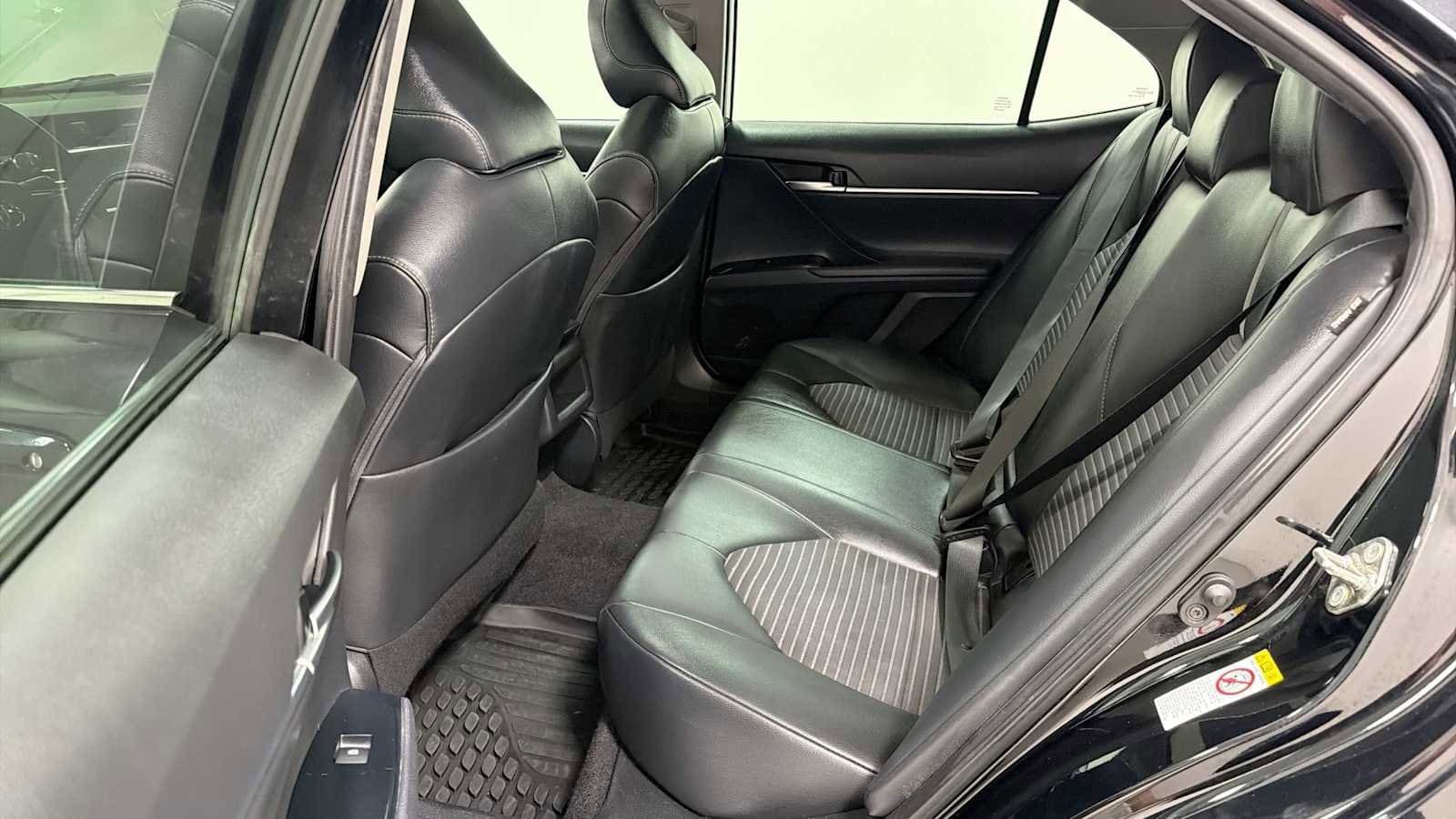 Thumbnail: 2019 Toyota Camry - 24