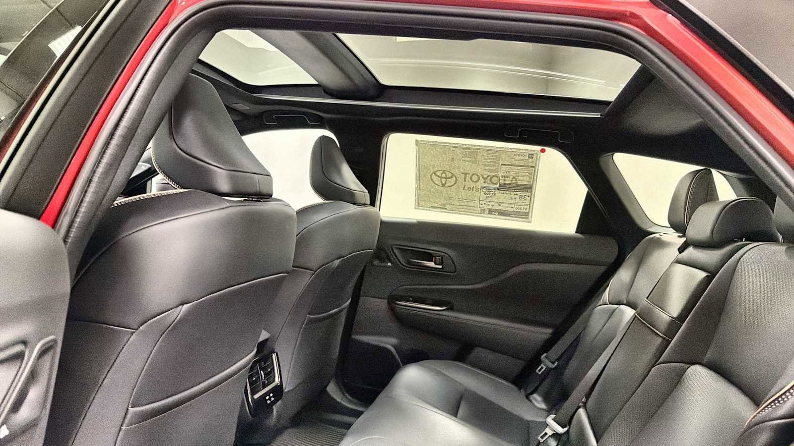 2026 Toyota Crown Signia Limited - Photo 24
