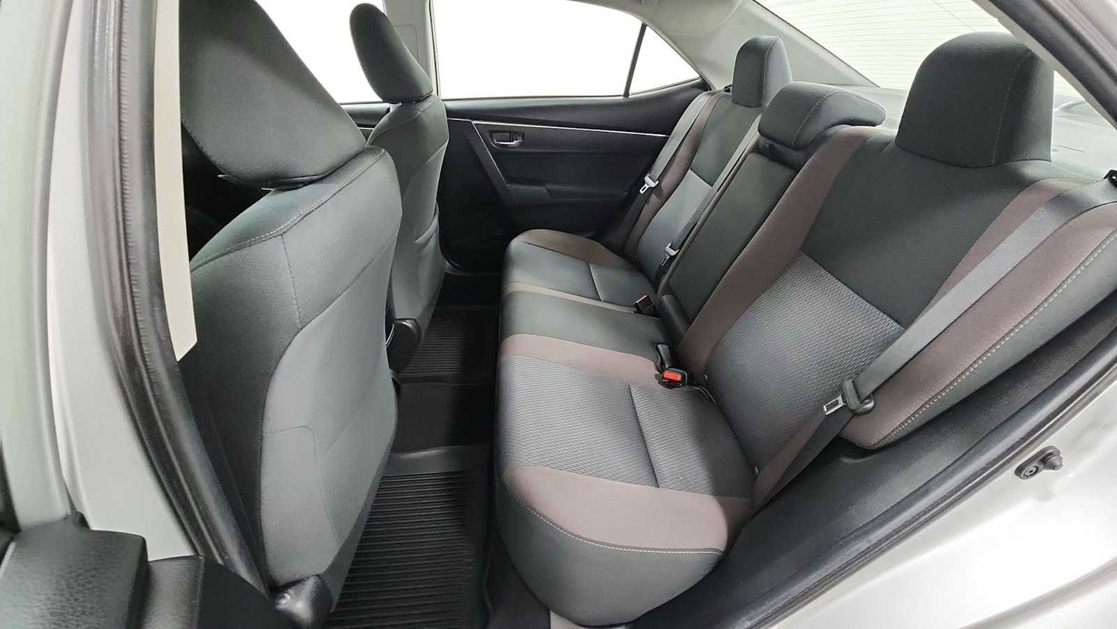 Thumbnail: 2018 Toyota Corolla - 23