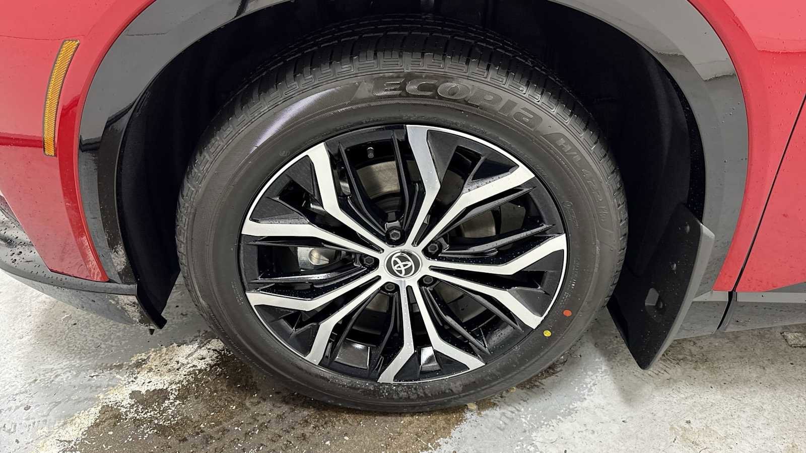 Thumbnail: 2026 Toyota Crown Signia - 10