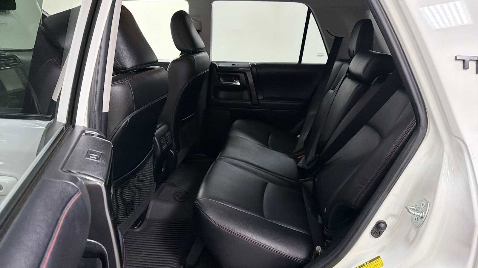 Thumbnail: 2022 Toyota 4Runner - 24