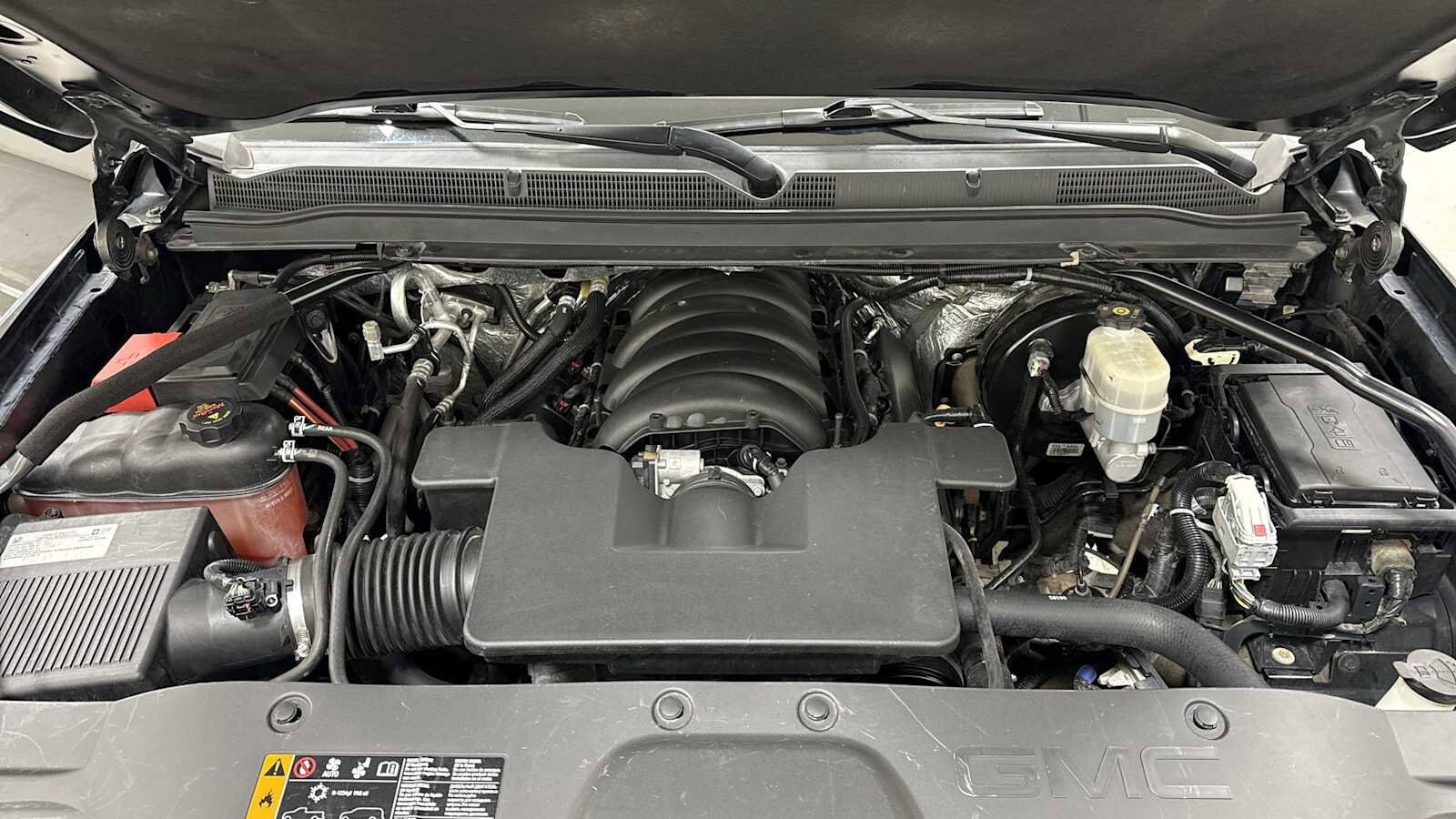 Thumbnail: 2018 GMC Yukon - 32