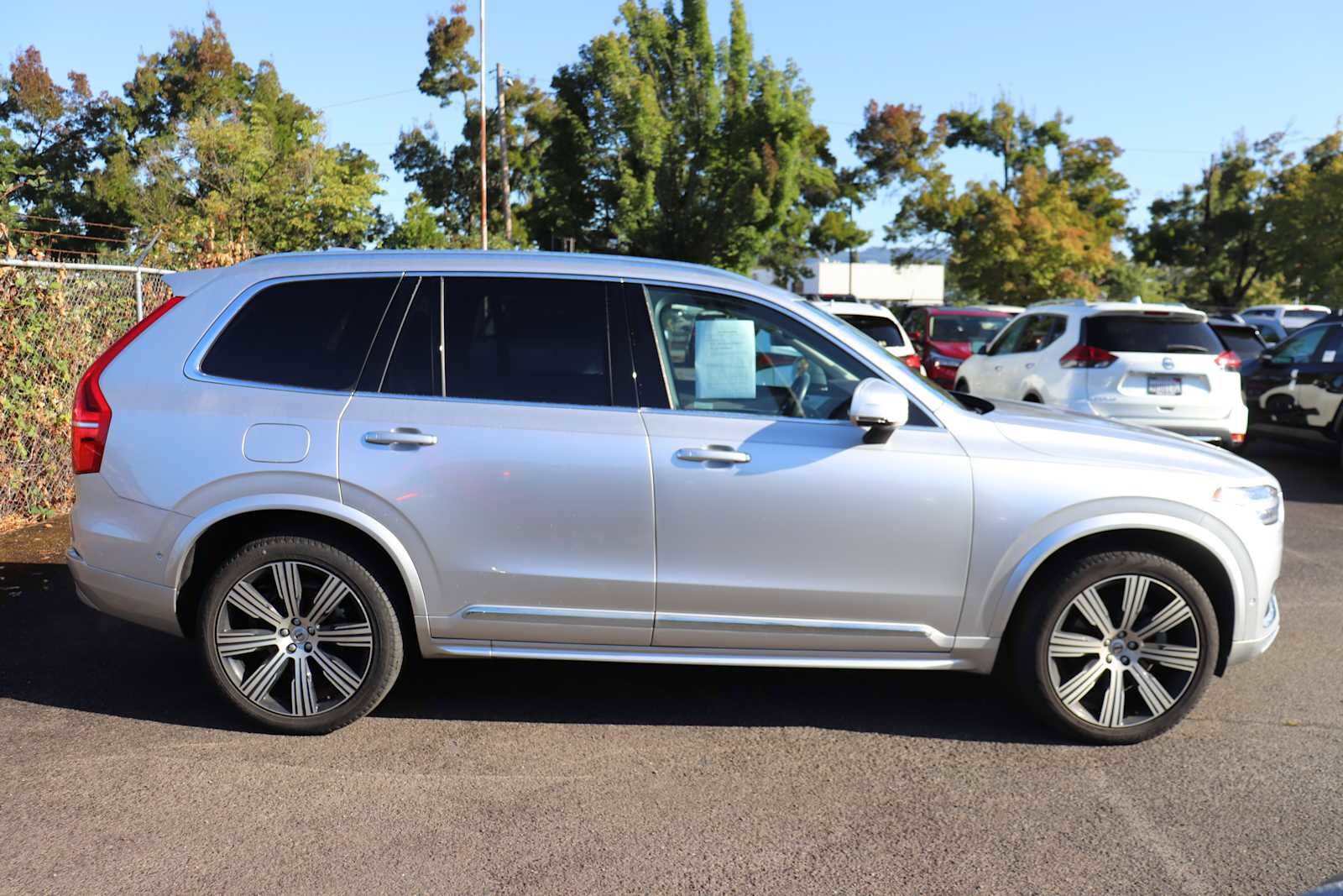 2022 Volvo XC90 T6 AWD Inscription photo 2