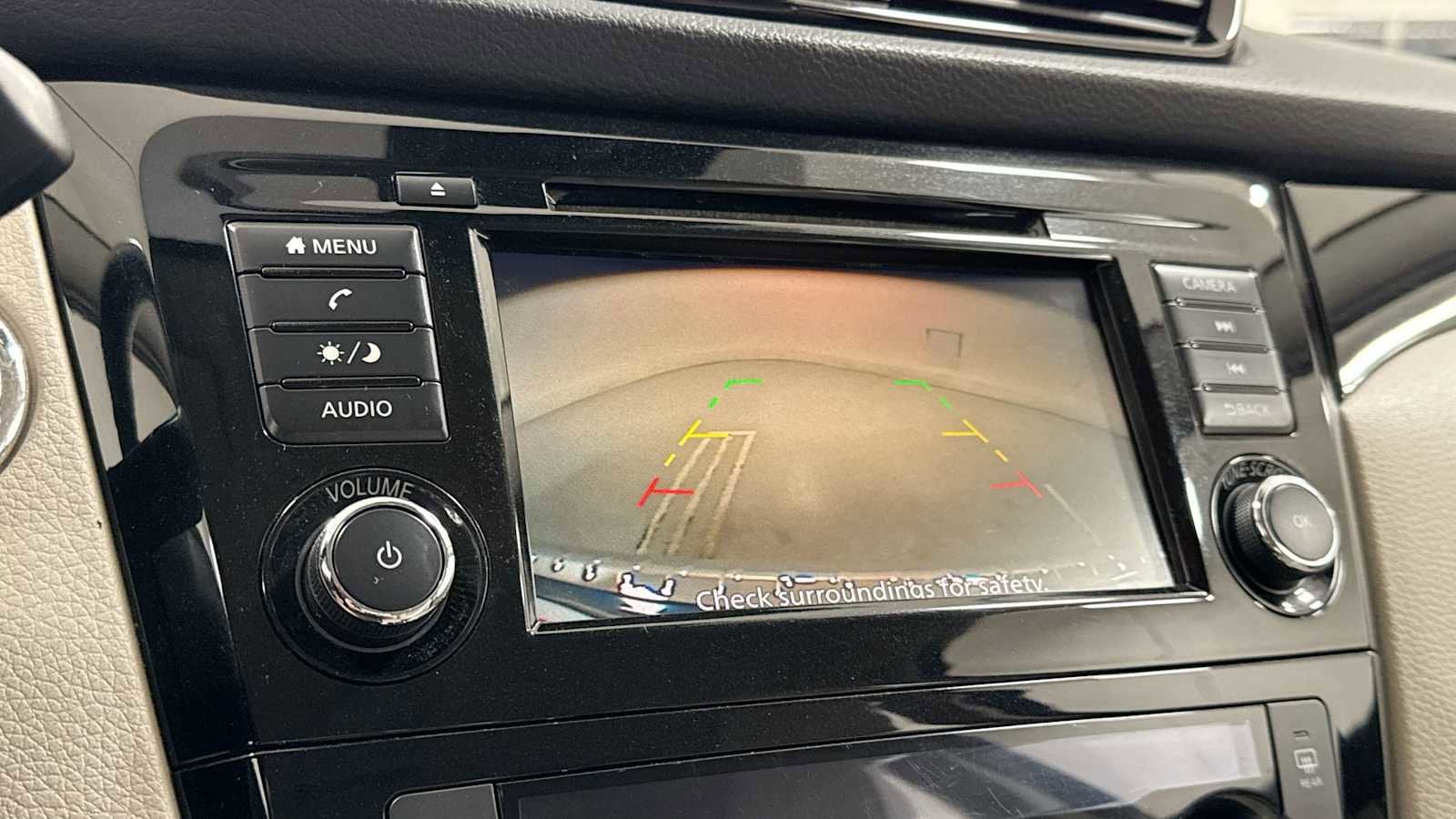 Thumbnail: 2022 Nissan Rogue Sport - 19