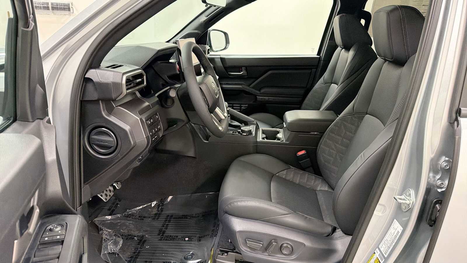 2026 Toyota Tacoma TRD Sport - Photo 13