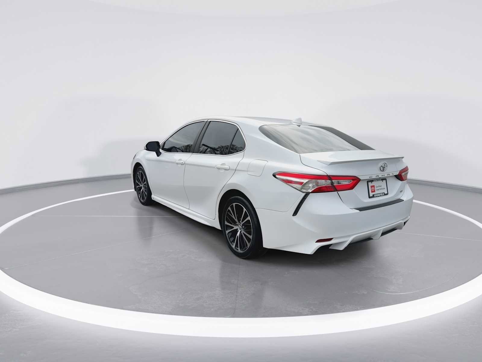Thumbnail: 2020 Toyota Camry - 6