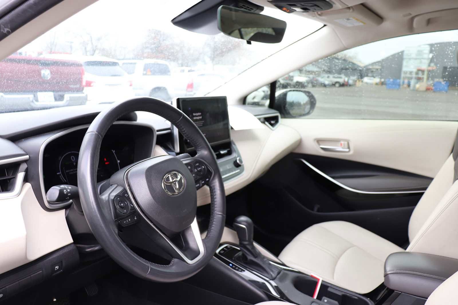 Thumbnail: 2024 Toyota Corolla - 10