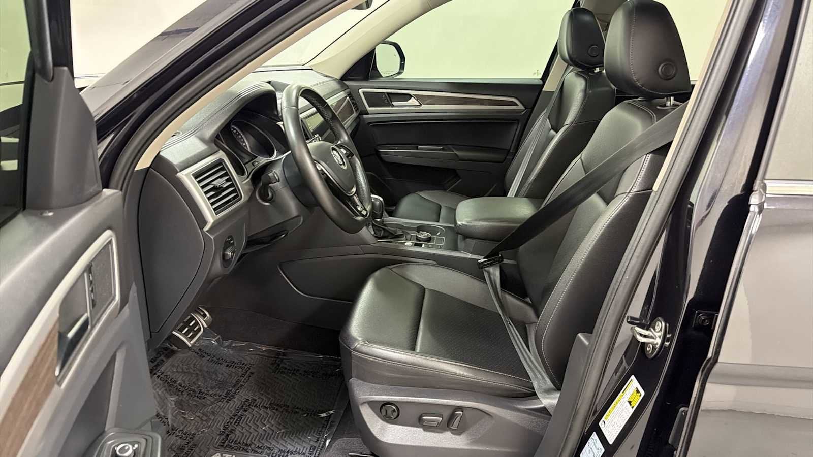 Thumbnail: 2019 Volkswagen Atlas - 13