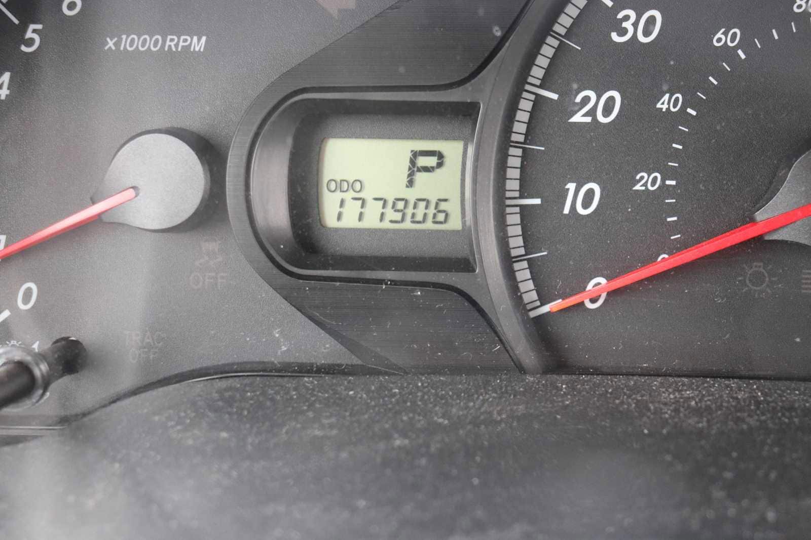 Thumbnail: 2012 Toyota Sienna - 11