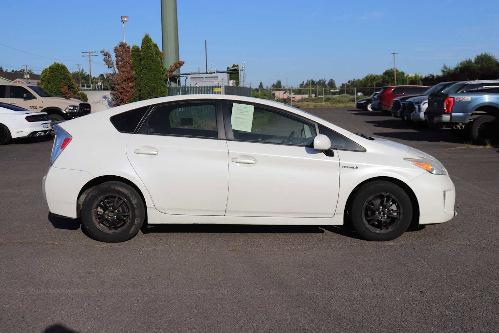 2013 Toyota Prius Three 4