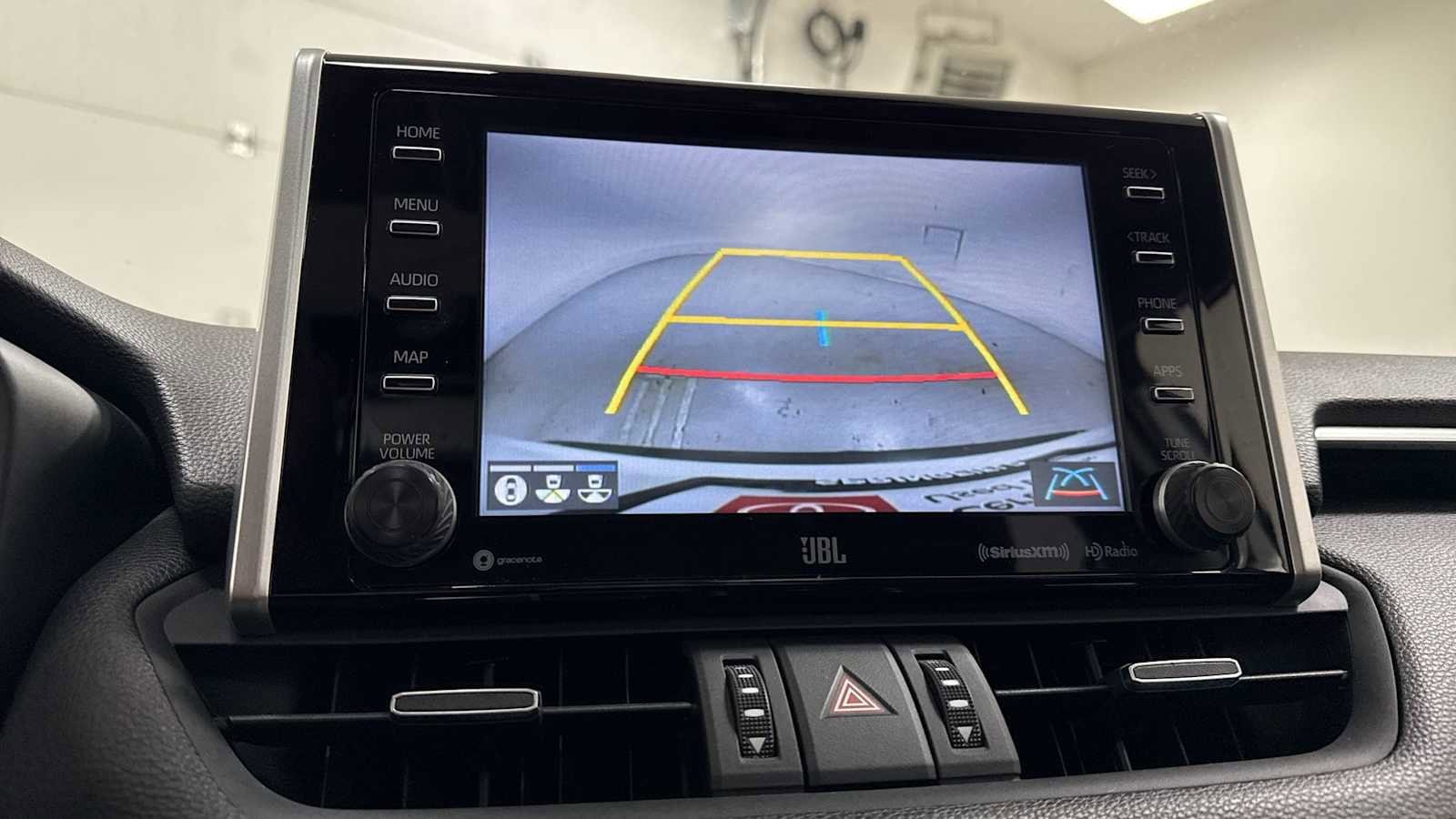 Thumbnail: 2020 Toyota RAV4 - 19