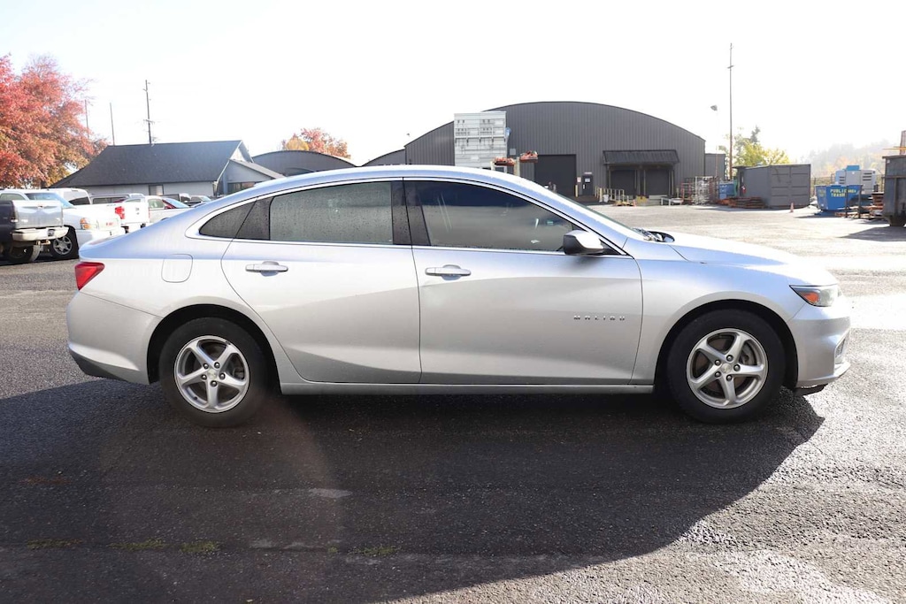 Used 2018 Chevrolet Malibu LS w/1LS Sedan