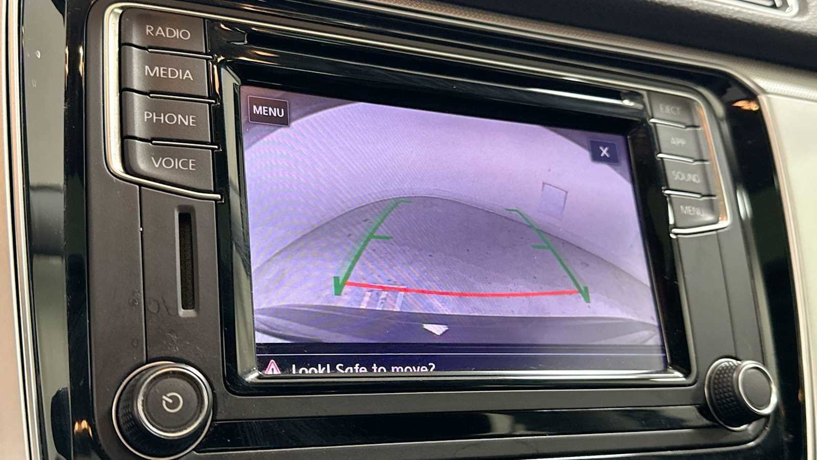 Thumbnail: 2019 Volkswagen Passat - 19