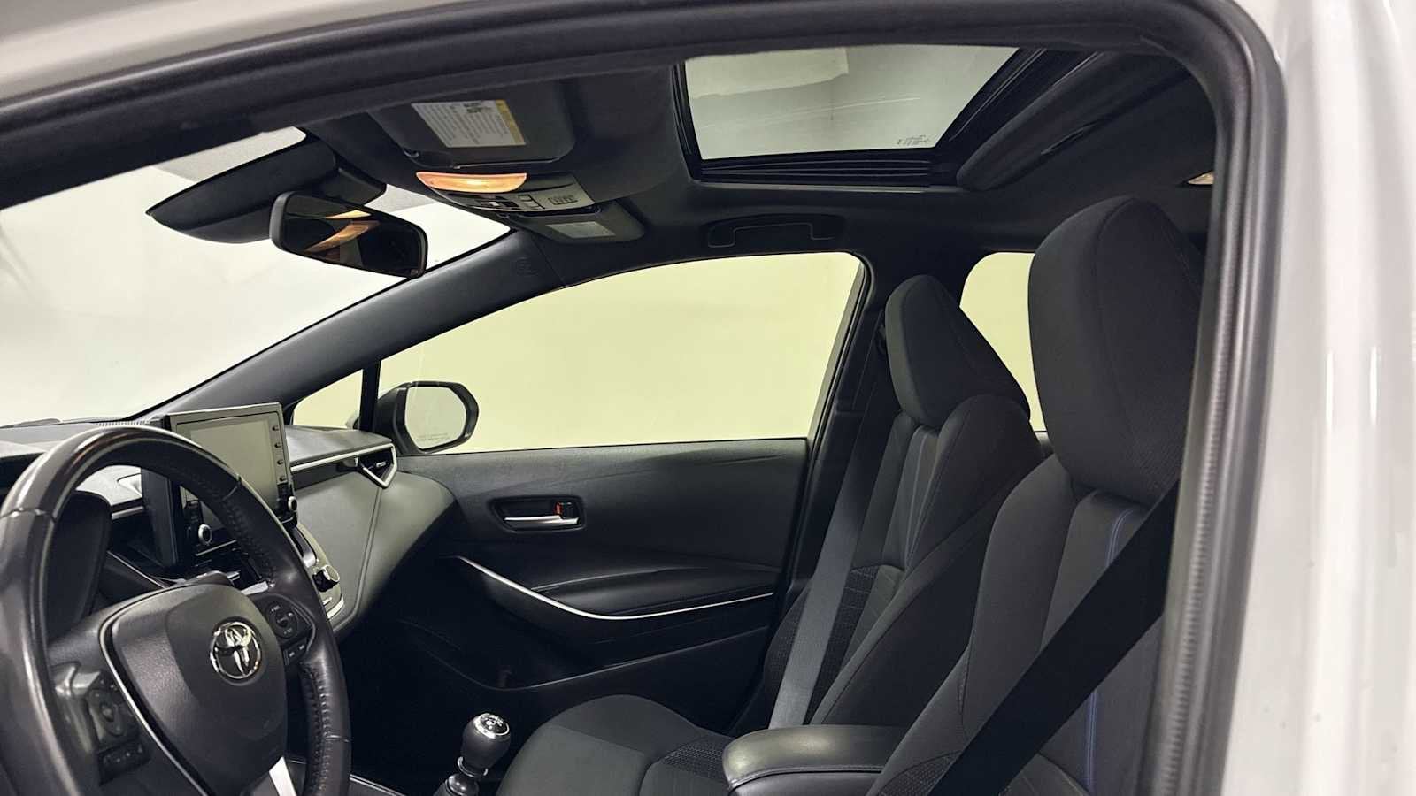 Thumbnail: 2022 Toyota Corolla - 23