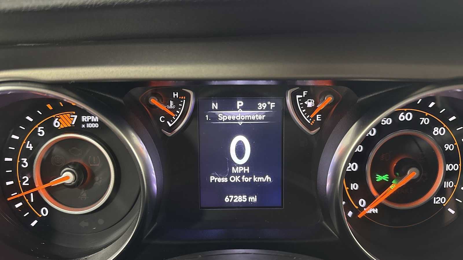 Thumbnail: 2020 Jeep Wrangler - 17