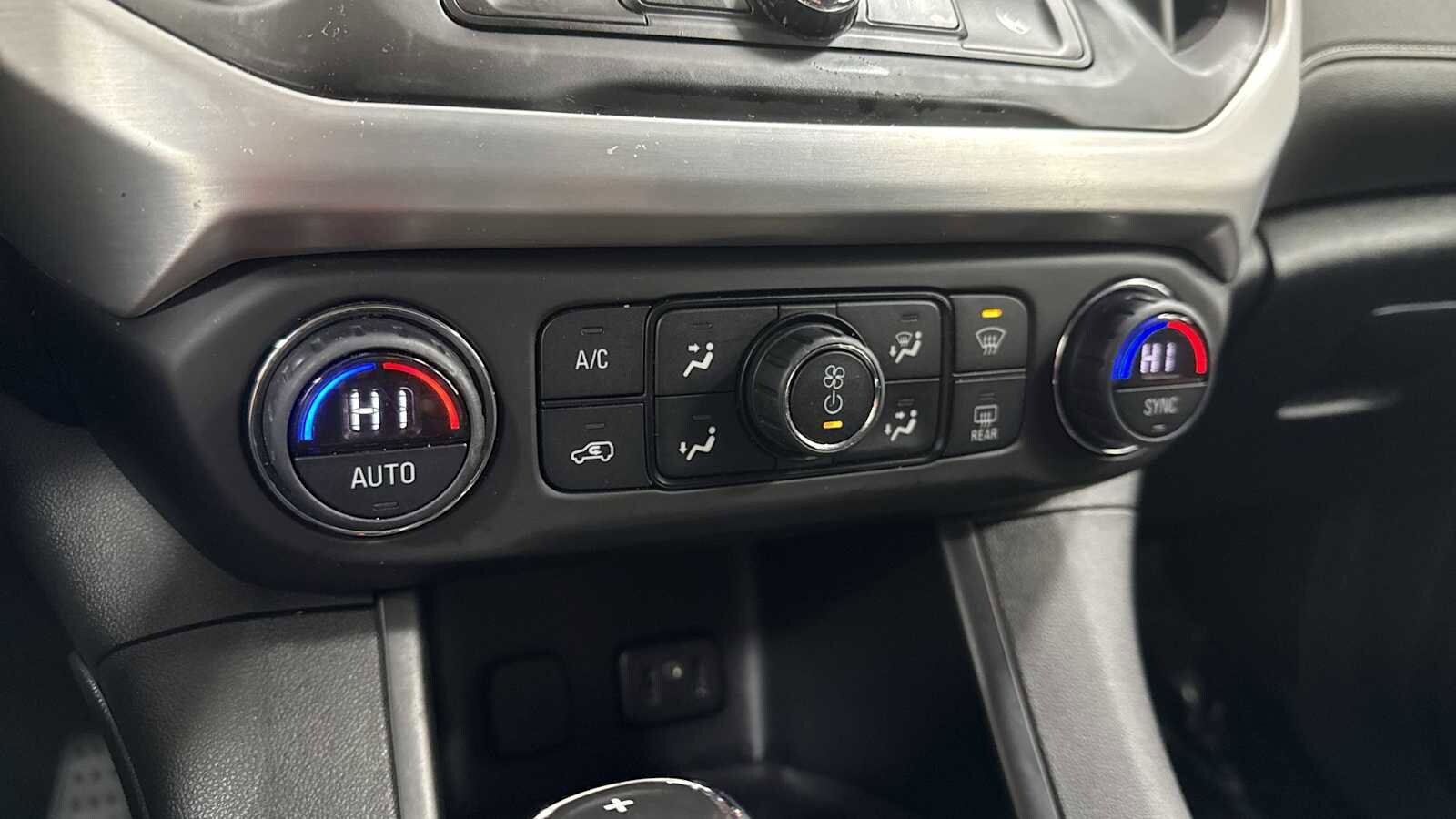 Thumbnail: 2019 GMC Acadia - 20