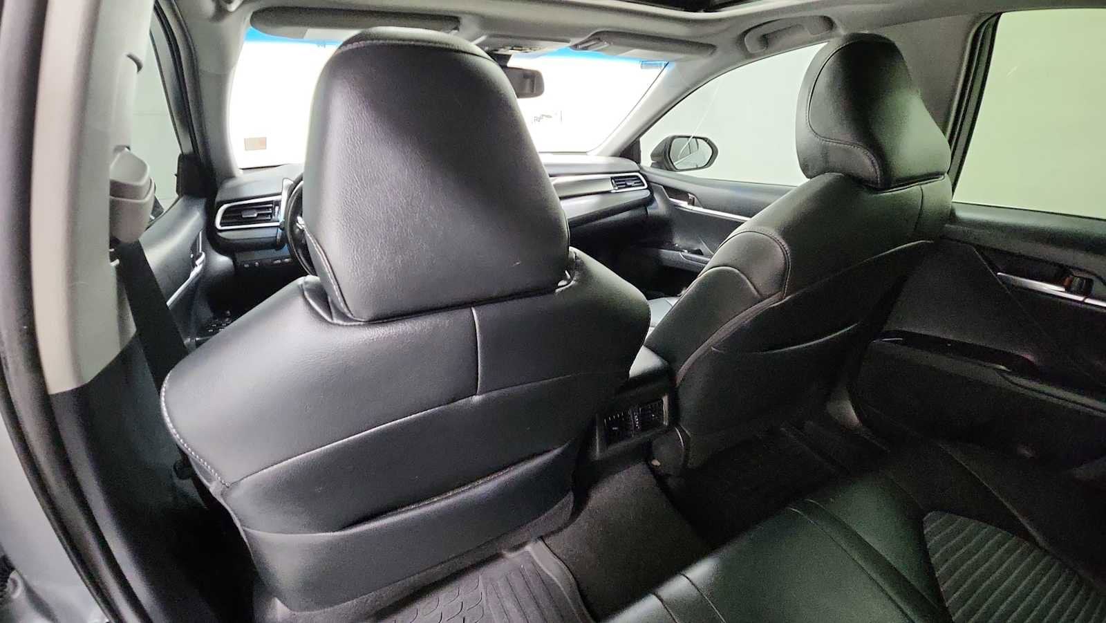 Thumbnail: 2018 Toyota Camry - 25