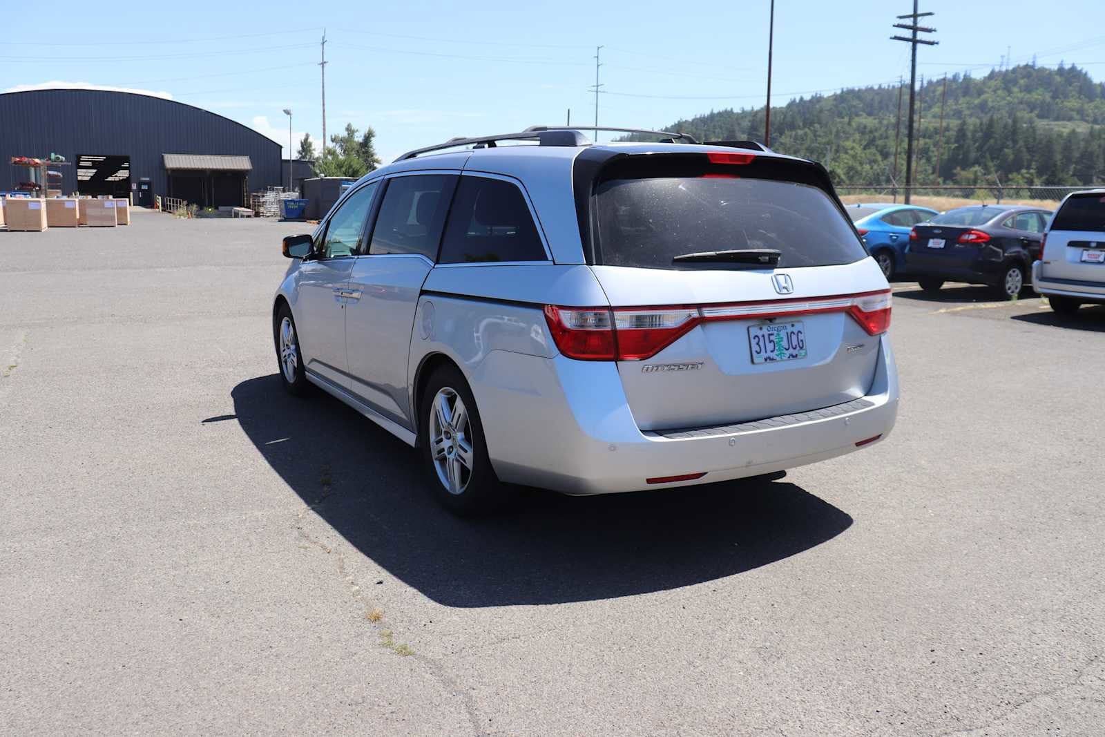Thumbnail: 2013 Honda Odyssey - 7