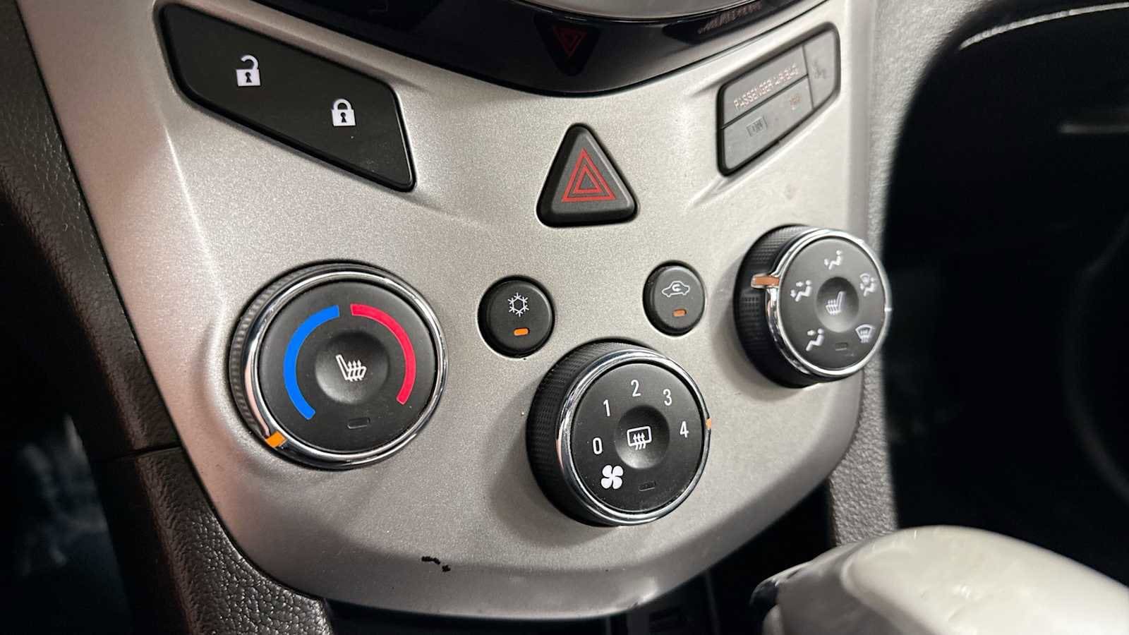 Thumbnail: 2020 Chevrolet Sonic - 21