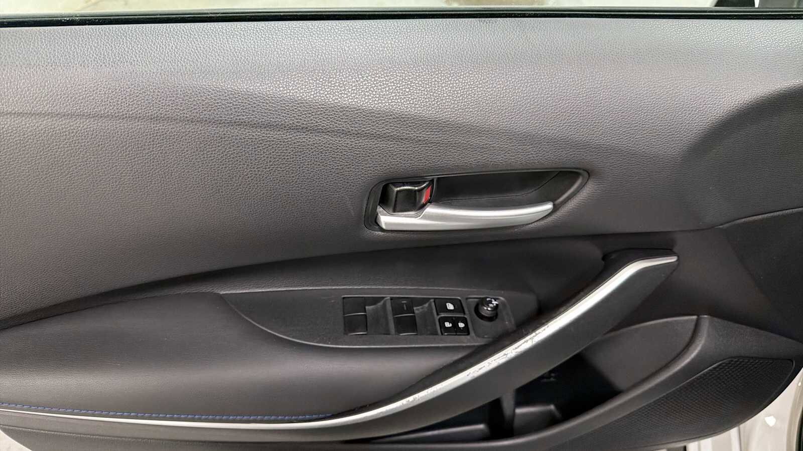 Thumbnail: 2021 Toyota Corolla - 15