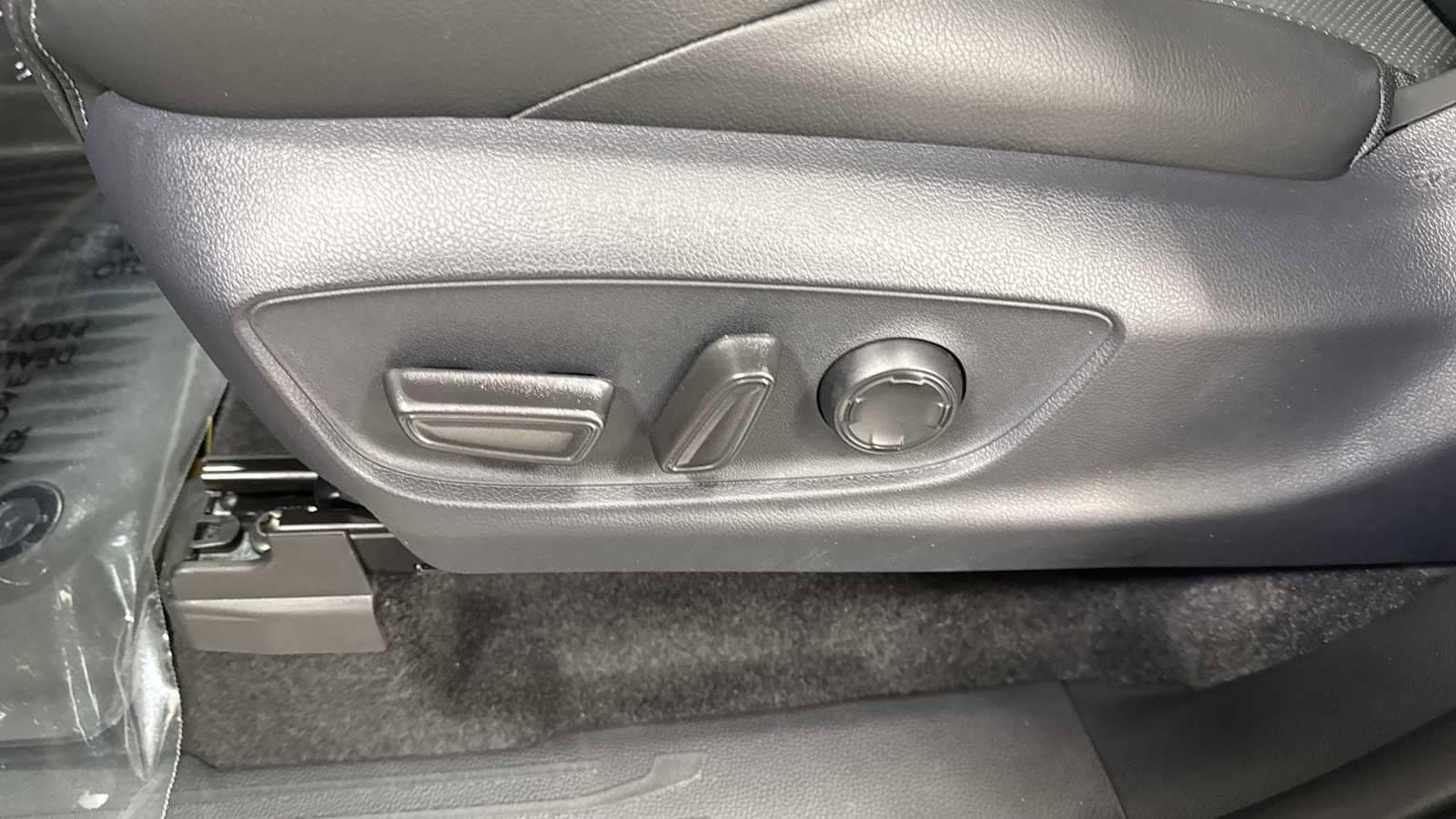 Thumbnail: 2025 Toyota Tacoma - 14