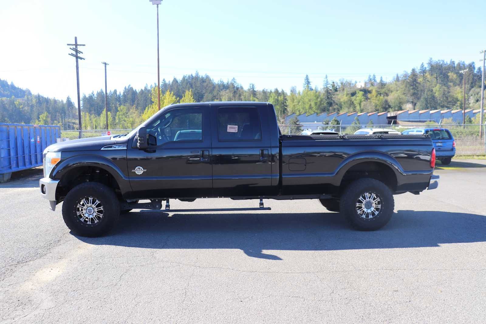 Thumbnail: 2015 Ford F-350 - 8