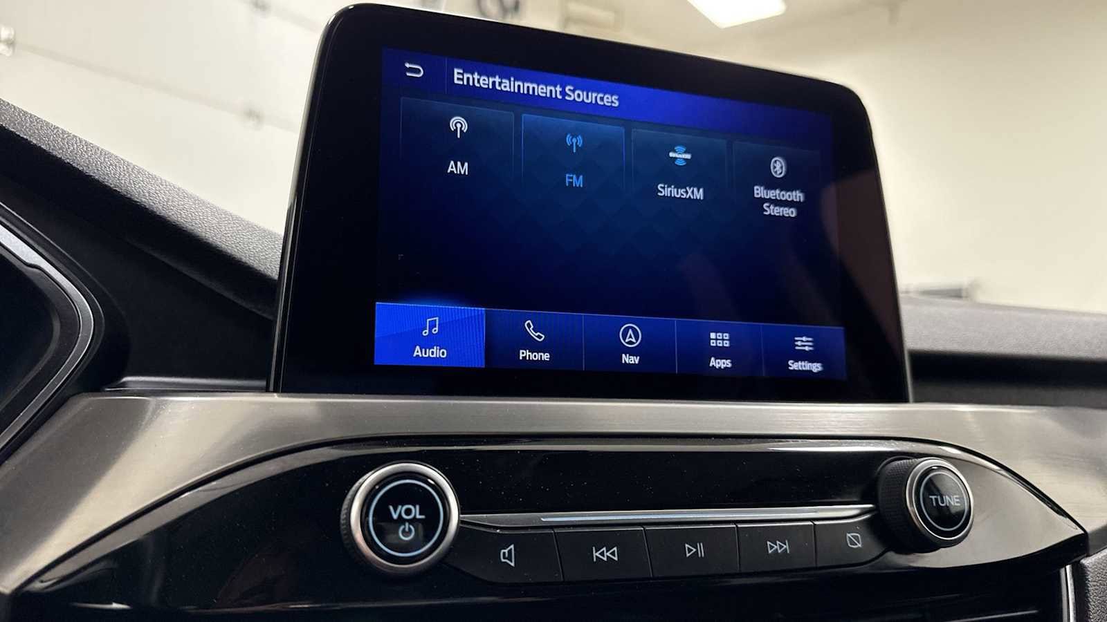 Thumbnail: 2021 Ford Escape - 18