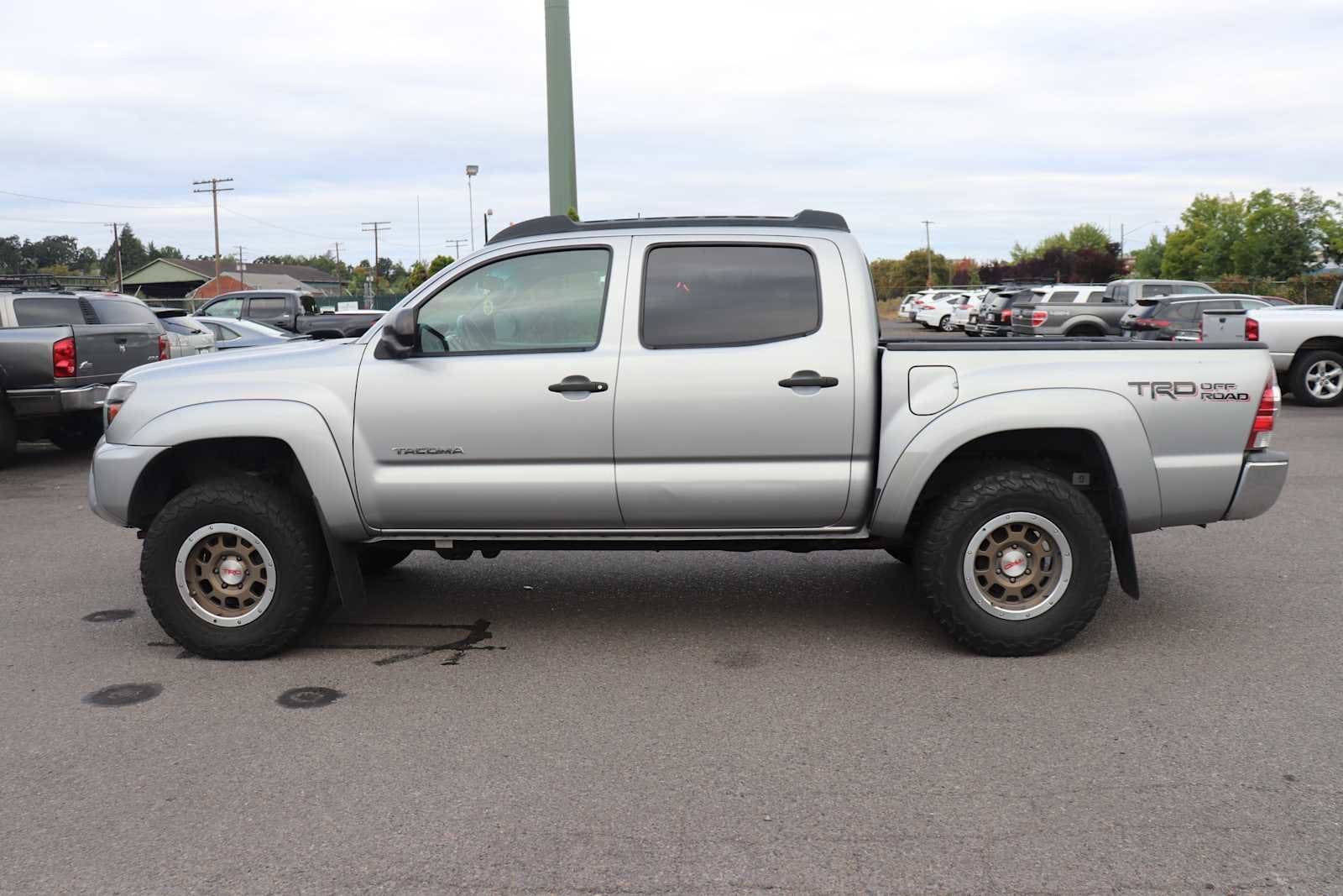 Thumbnail: 2014 Toyota Tacoma - 8