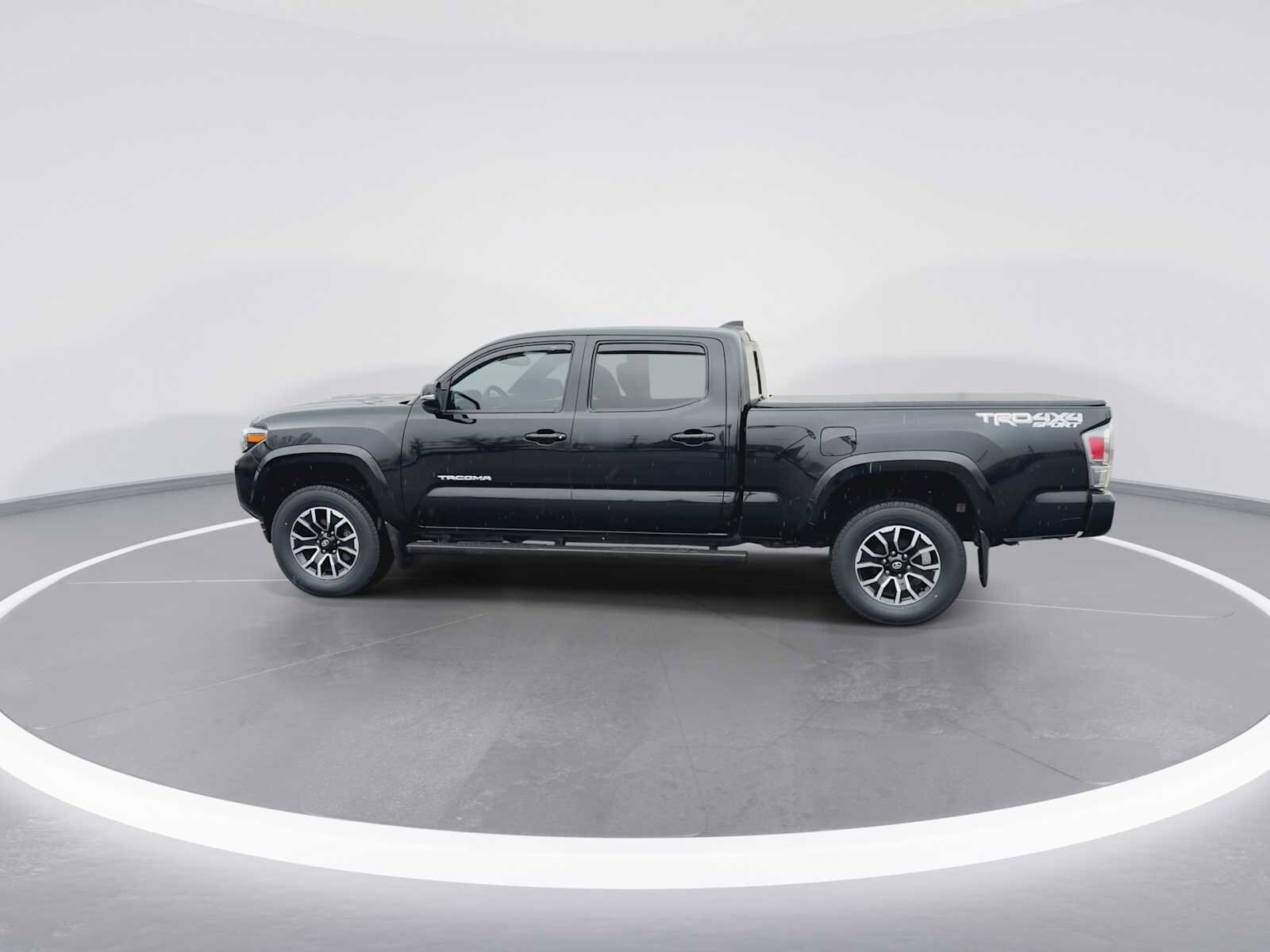 Thumbnail: 2021 Toyota Tacoma - 5