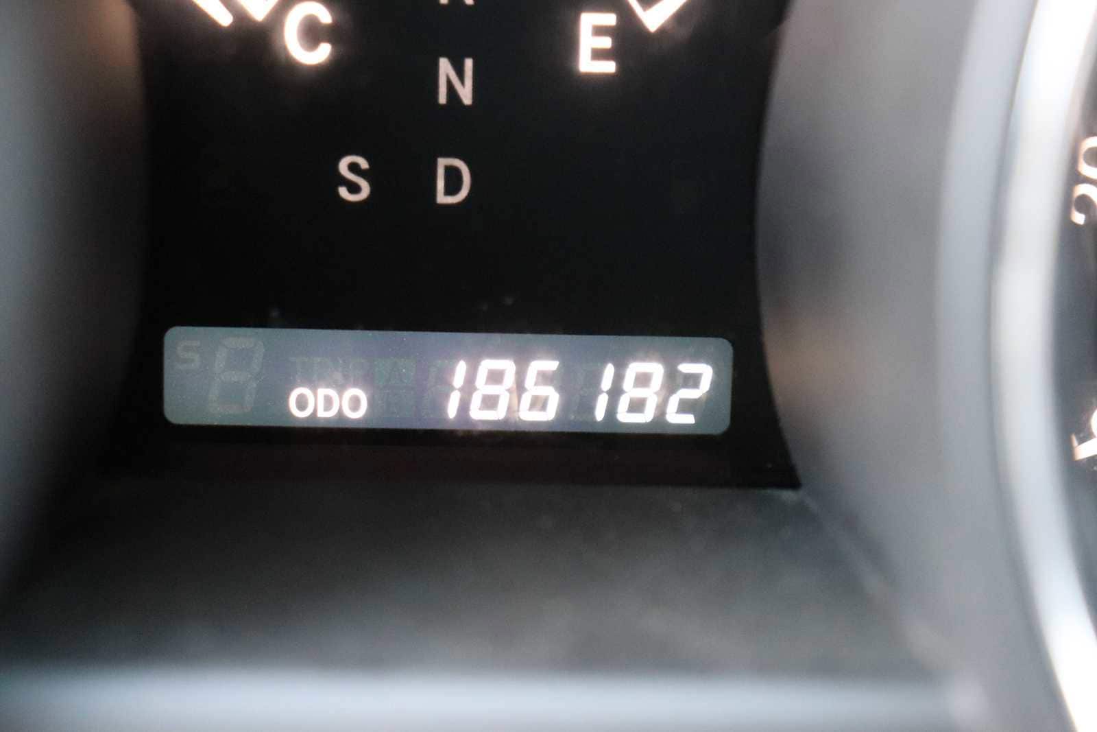 Thumbnail: 2011 Toyota Highlander - 11