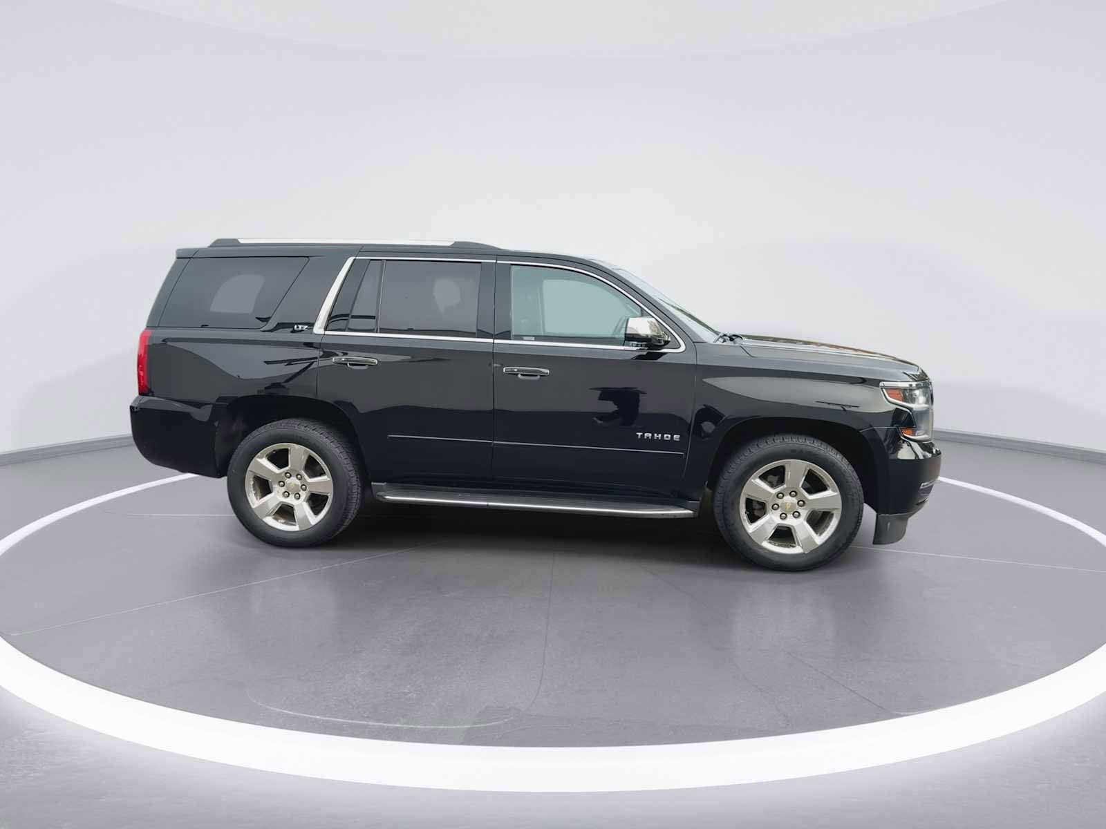 Thumbnail: 2015 Chevrolet Tahoe - 9