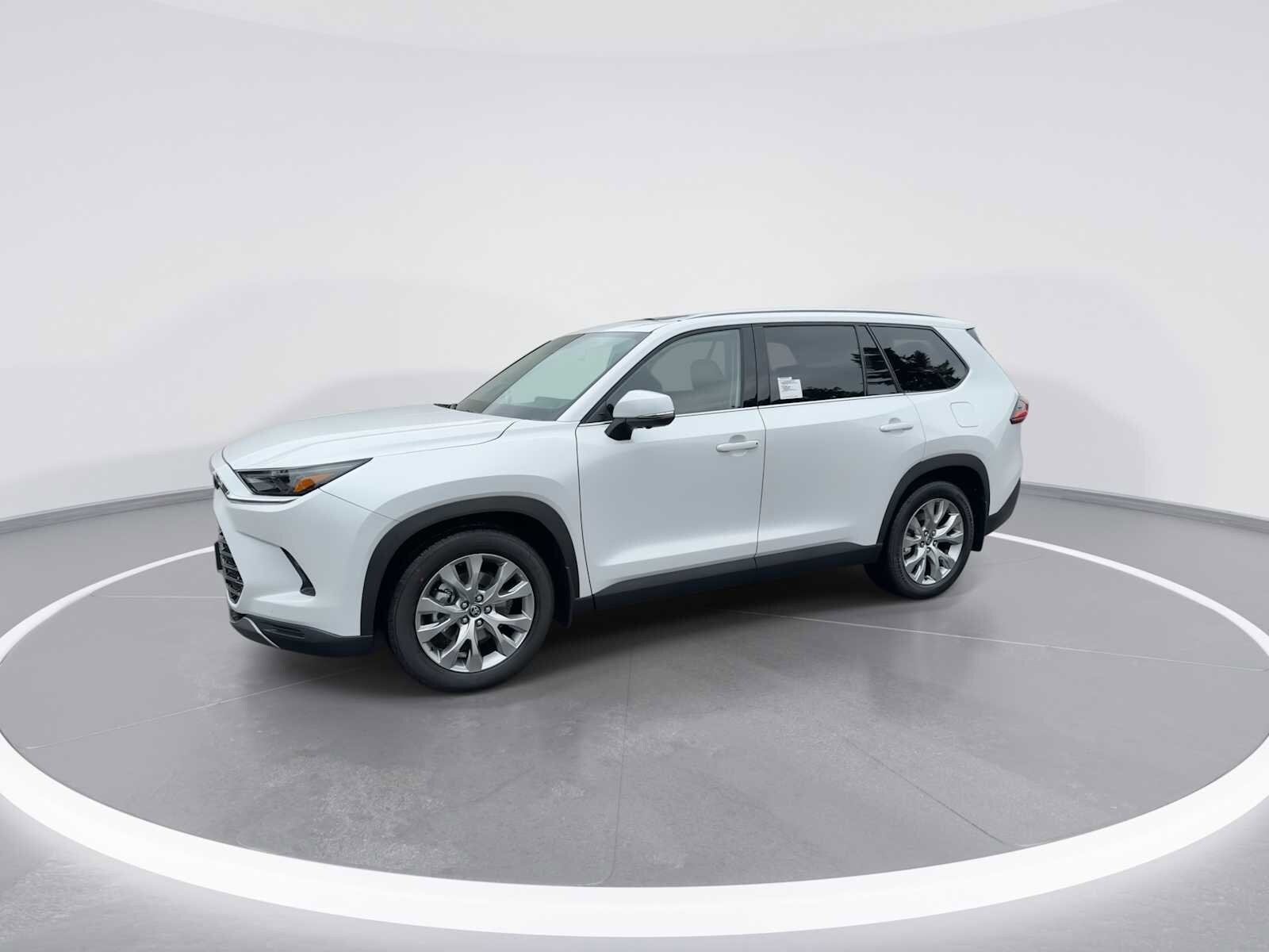 Thumbnail: 2025 Toyota Grand Highlander - 4