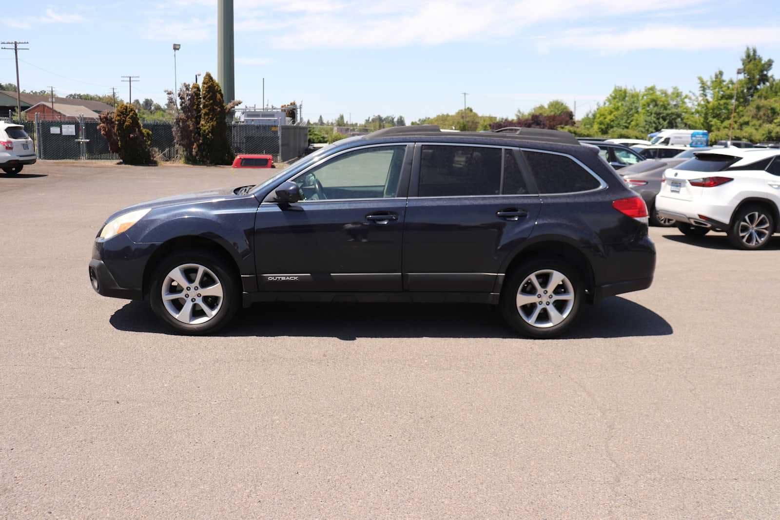 Thumbnail: 2014 Subaru Outback - 7