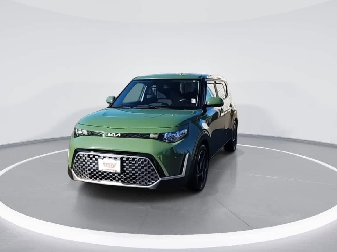 Thumbnail: 2023 Kia Soul - 3