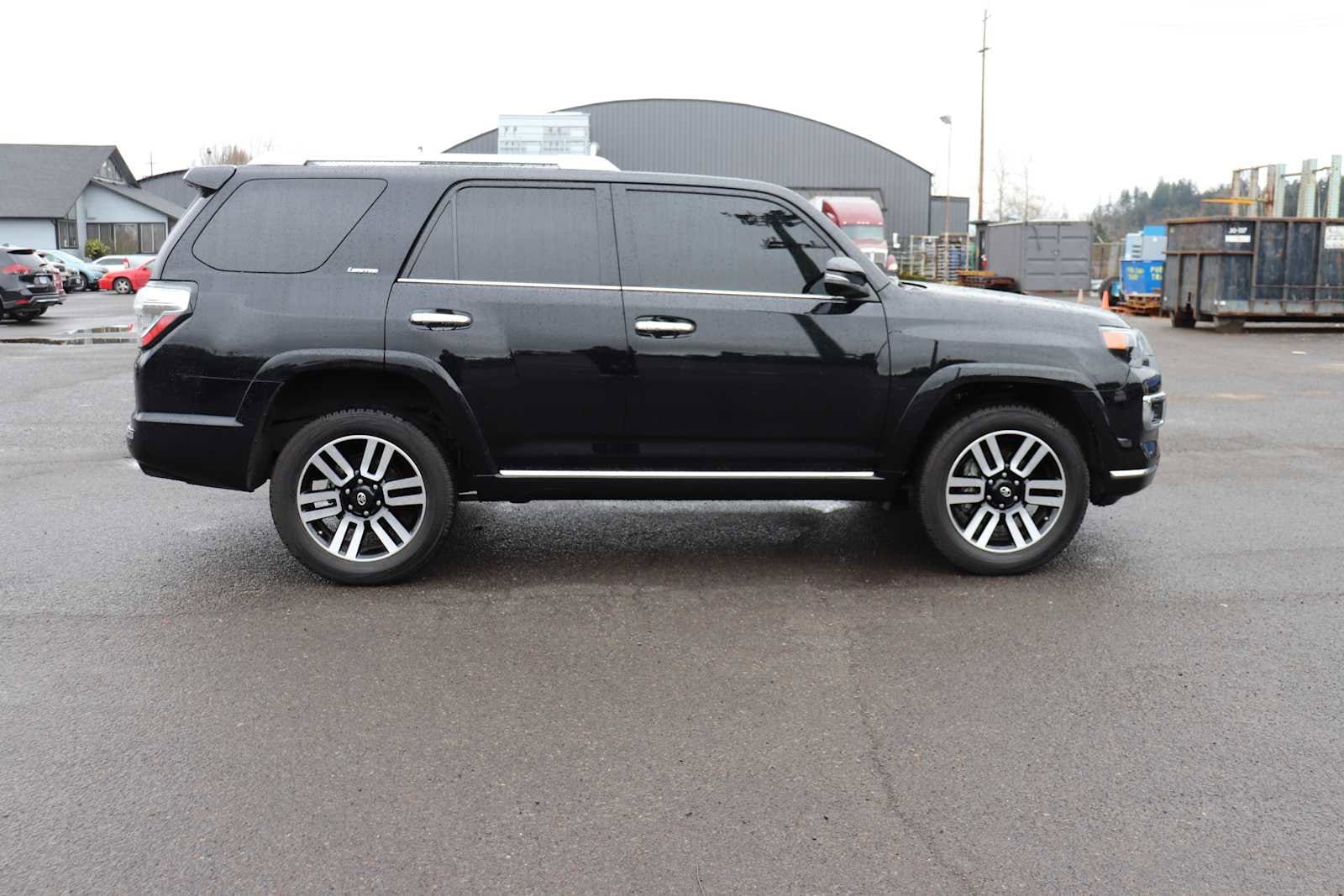 Thumbnail: 2020 Toyota 4Runner - 4