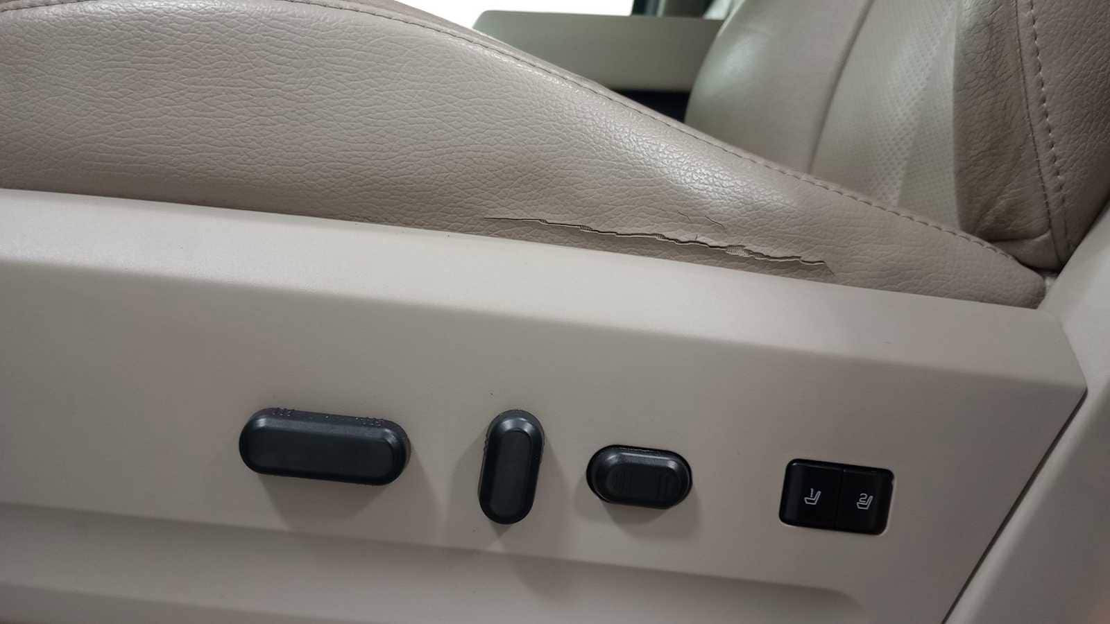 Thumbnail: 2014 Ford Expedition - 14