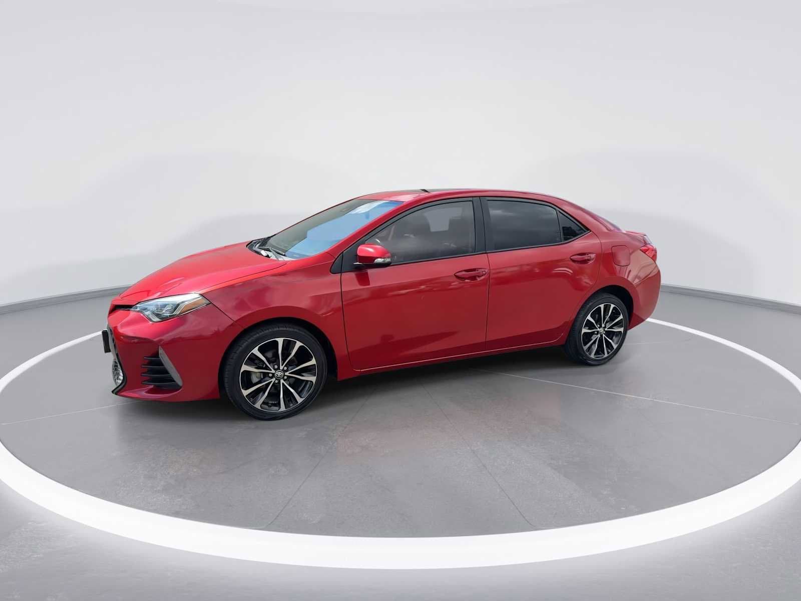 Thumbnail: 2018 Toyota Corolla - 4