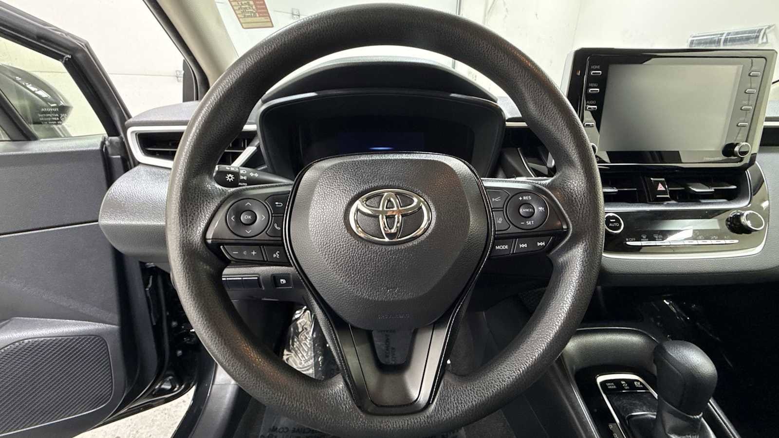 Thumbnail: 2021 Toyota Corolla - 16