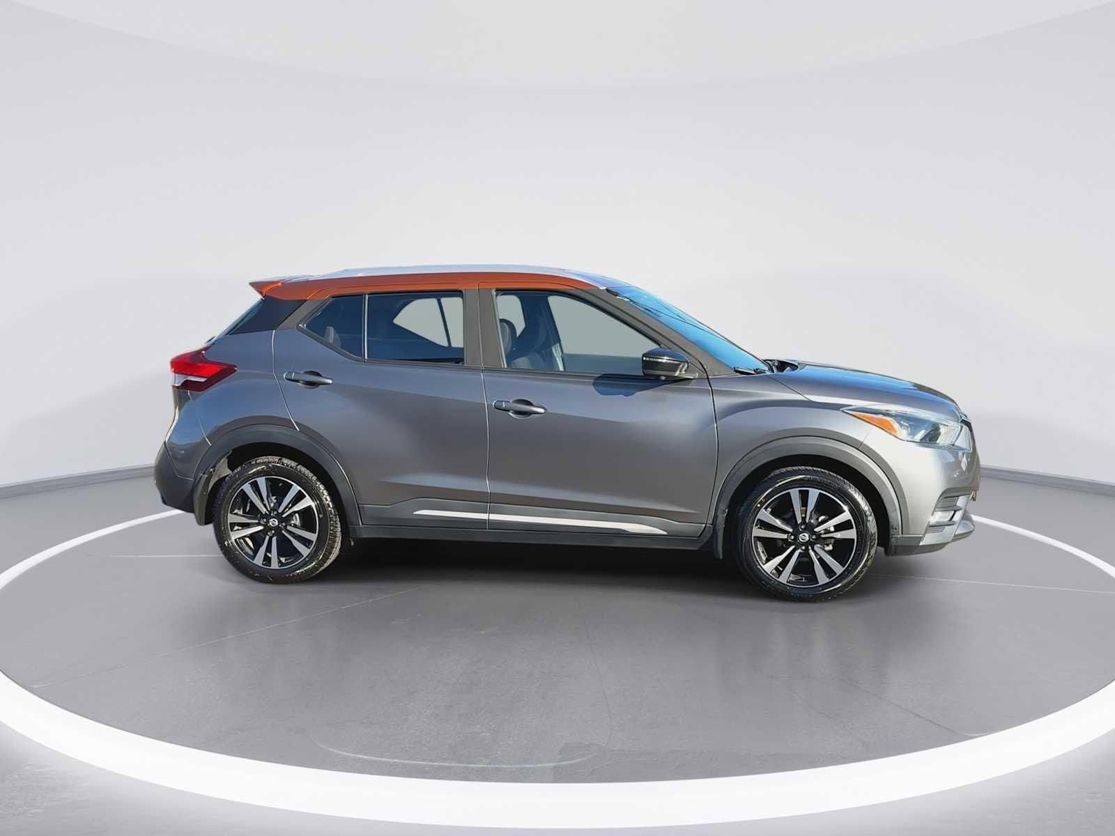 Thumbnail: 2019 Nissan Kicks - 9