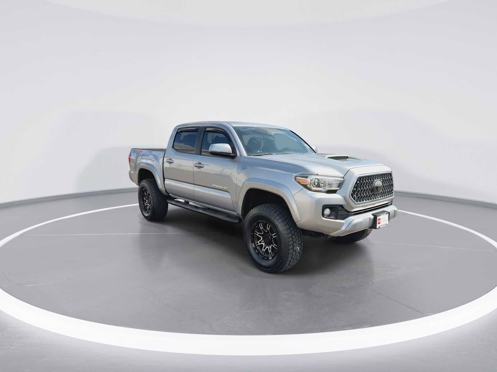 Thumbnail: 2018 Toyota Tacoma - 2