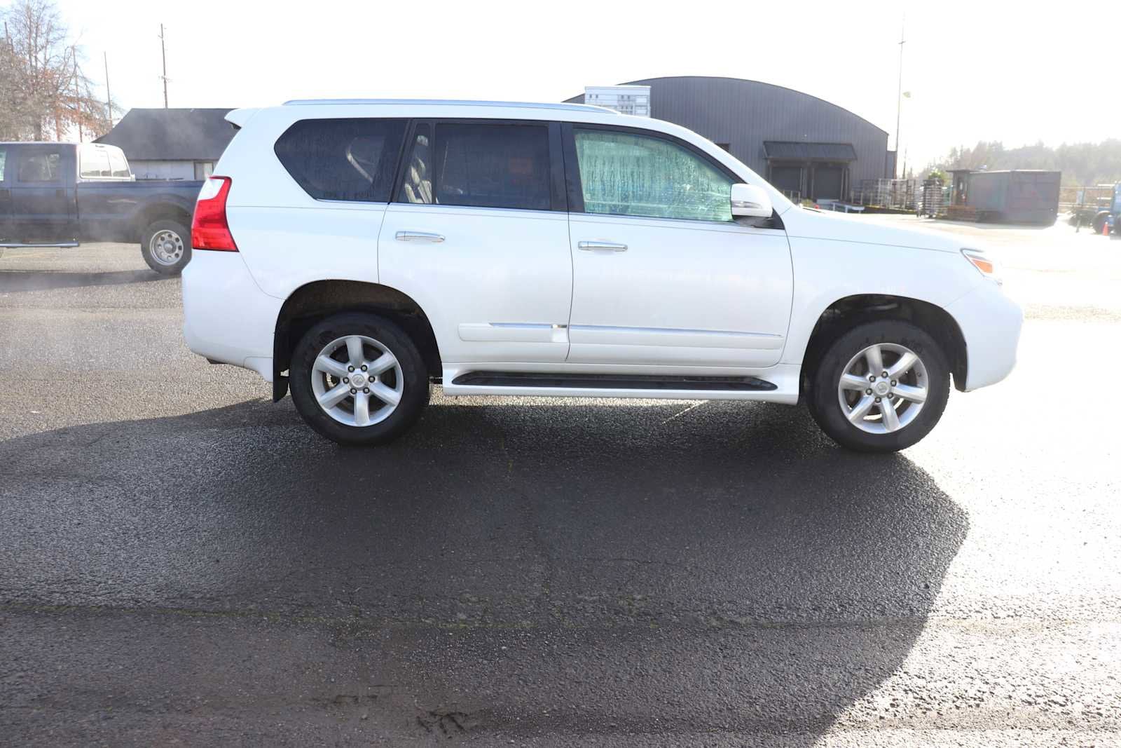 Thumbnail: 2013 Lexus GX - 4