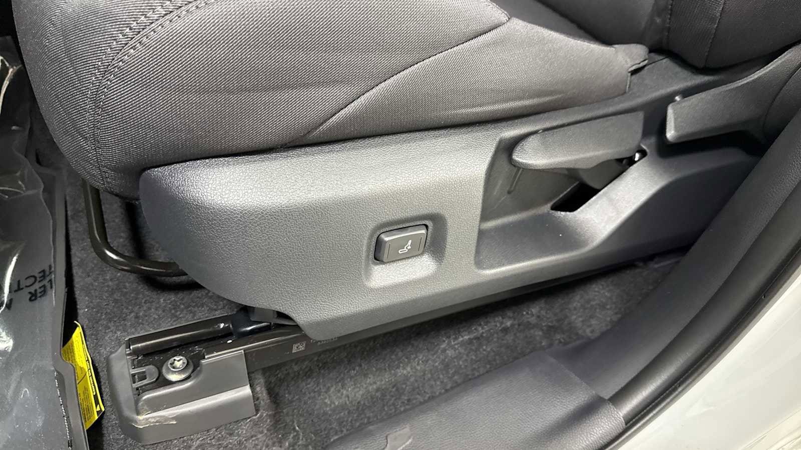 Thumbnail: 2025 Toyota Tacoma - 14