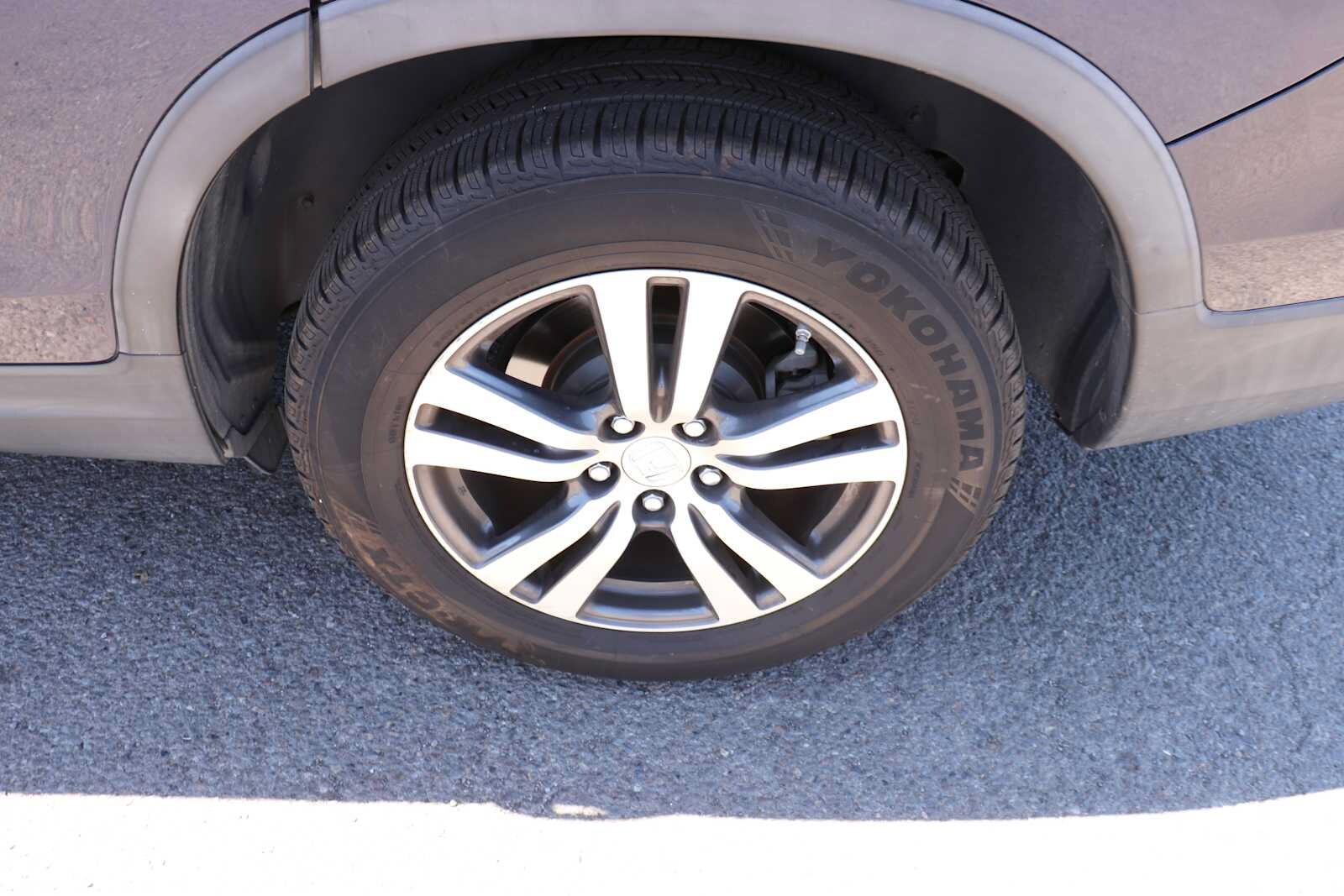 Thumbnail: 2018 Honda Pilot - 9