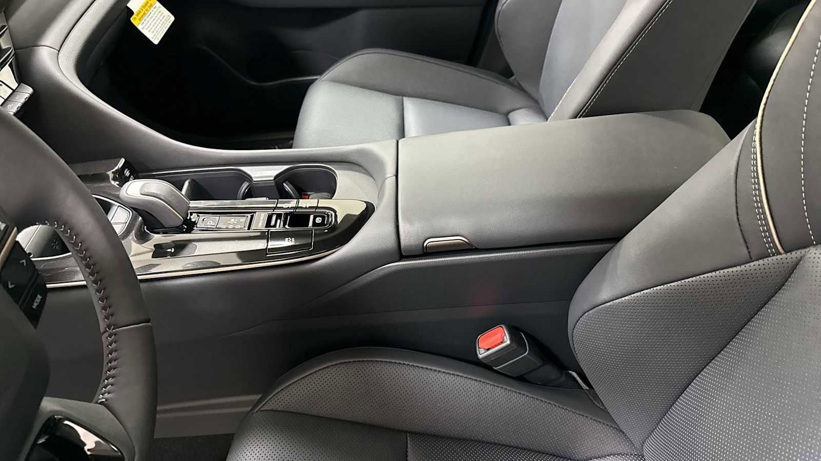 Thumbnail: 2026 Toyota Crown - 23